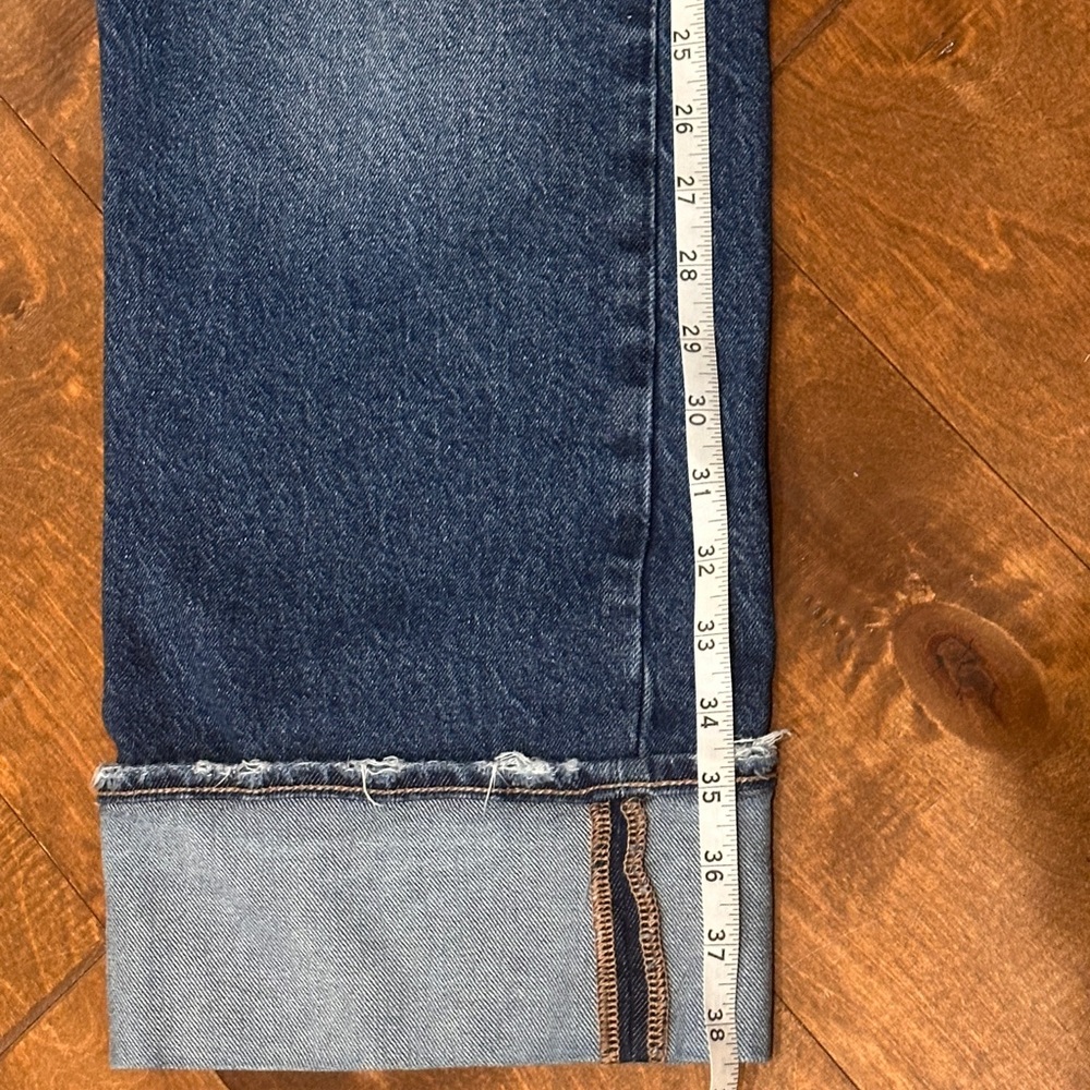 EUC Sz 4 regular AE Stretch High-Waisted
Stovepipe Cuffed Jean - Picture 11 of 14